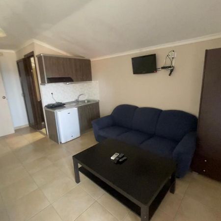 Del Mar Aparthotel Vrasná Kültér fotó