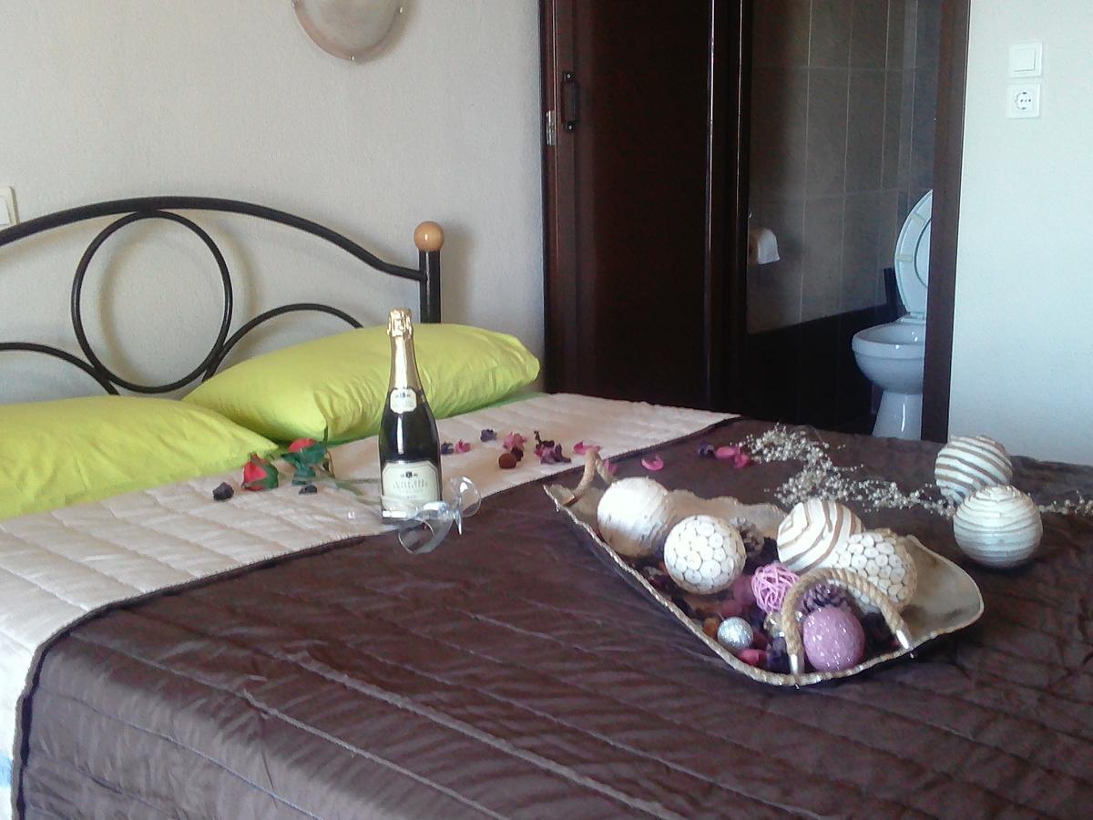 Del Mar Aparthotel Vrasná Kültér fotó